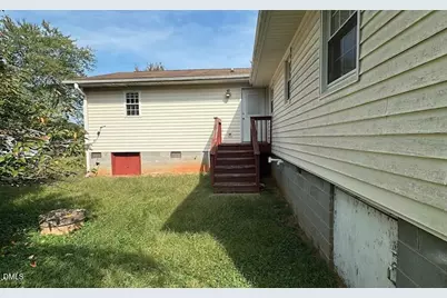 570 Smith Edwards Road, Kernersville, NC 27284 - Photo 32