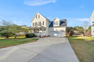 1589 Rogers Pointe Ln, Creedmoor, NC 27522 - Photo 2