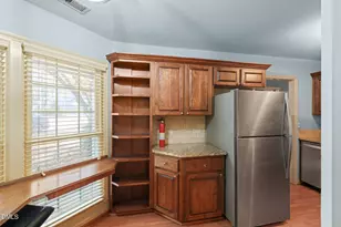 1212 Berley Ct, Raleigh, NC 27609 - Photo 20