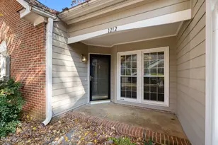 1212 Berley Ct, Raleigh, NC 27609 - Photo 2