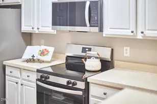 8441 Lunar Stone Pl, Raleigh, NC 27613 - Photo 52