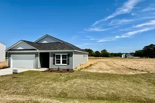204 Shiloh Woods Circle, Smithfield, NC 27577 - Photo 2