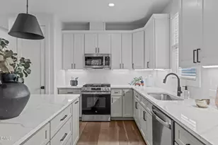 637 Conover Rd, Durham, NC 27703 - Photo 12