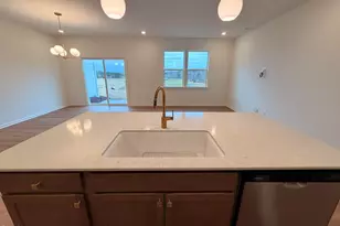 519 Sunset Lk Dr, Durham, NC 27703 - Photo 4