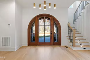 190 Clementine Wy, Chapel Hill, NC 27516 - Photo 4