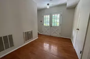 314 Brandywine Rd, Chapel Hill, NC 27516 - Photo 6