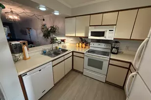 400 Virginia Ave, Carolina Beach, NC 28428 - Photo 10