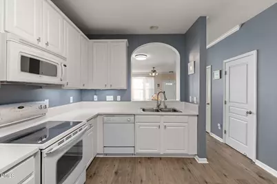 4424 Sugarbend Way, Raleigh, NC 27606 - Photo 14