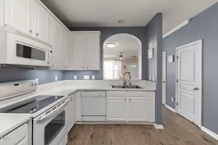 4424 Sugarbend Way, Raleigh, NC 27606 - Photo 14