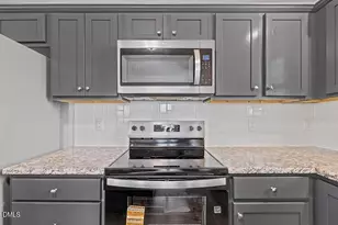 15 Denning Farms Ln, Benson, NC 27504 - Photo 10