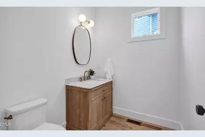 201 E Winmore Avenue, Chapel Hill, NC 27516 - Photo 28