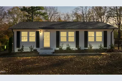 300 E Vance Street, Zebulon, NC 27597 - Photo 2