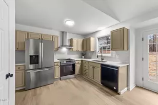 104 Holly Ranch Ct, Willow Springs, NC 27592 - Photo 10