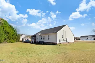 301 Towbridge Ln, Goldsboro, NC 27534 - Photo 4