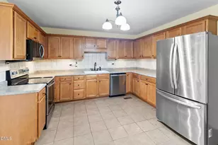 165 Cobblestone Dr, Spring Lake, NC 28390 - Photo 12