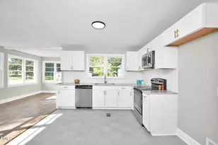 500 S 13th St, Erwin, NC 28339 - Photo 12