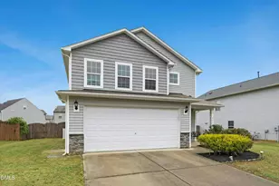 2626 Ladybank Ln, Fuquay Varina, NC 27526 - Photo 2