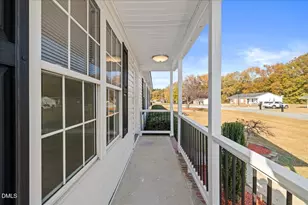 33 Meade Dr, Four Oaks, NC 27524 - Photo 18