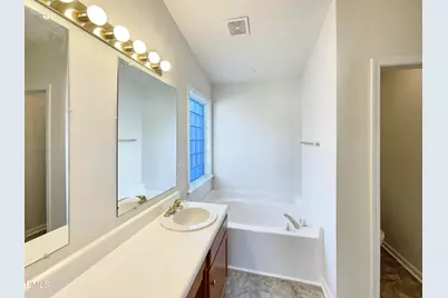 107 Crosswood Drive, Durham, NC 27703 - Photo 6