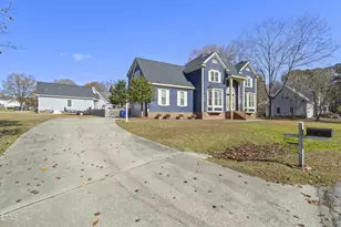 104 Goldleaf Ct, Angier, NC 27501 - Photo 2