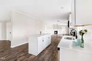 2048 Towncrier Dr, Kinston, NC 28504 - Photo 16