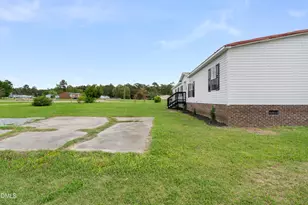 2048 Towncrier Dr, Kinston, NC 28504 - Photo 46