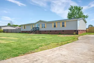 1064 Calico Farm Ct, Cleveland, NC 27013 - Photo 2