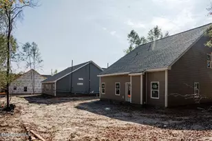 221 Telluride Ct, Aberdeen, NC 28315 - Photo 6