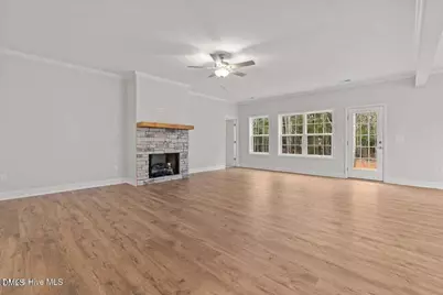 225 Telluride Court, Aberdeen, NC 28315 - Photo 6