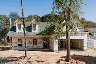 225 Telluride Ct, Aberdeen, NC 28315 - Photo 1