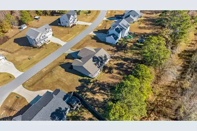 235 Highcroft Circle, Benson, NC 27504 - Photo 18