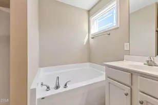 235 Highcroft Cir, Benson, NC 27504 - Photo 10