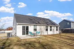 278 Hunting Wood Dr, Angier, NC 27501 - Photo 4