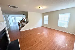 2422 Quarry Ridge Ln, Raleigh, NC 27610 - Photo 2