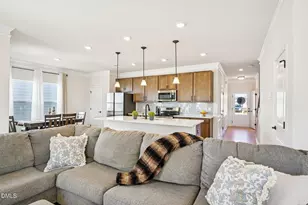 91 Commons Cir, Clayton, NC 27520 - Photo 6