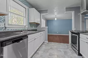 6982 Melbourne Dr, Fayetteville, NC 28314 - Photo 28