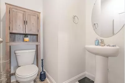 633 Longstanton Avenue, Zebulon, NC 27597 - Photo 8