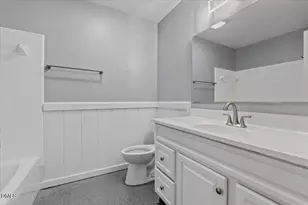 7302 Avalon Dr, Fayetteville, NC 28303 - Photo 8