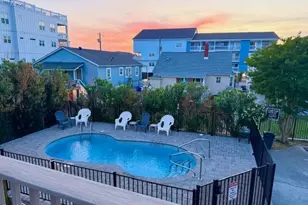 511 Carolina Beach Ave N, Carolina Beach, NC 28428 - Photo 2