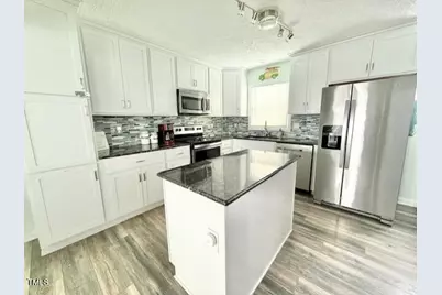 511 Carolina Beach Avenue N #D, Carolina Beach, NC 28428 - Photo 10