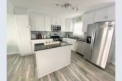 511 Carolina Beach Avenue N #D, Carolina Beach, NC 28428 - Photo 8