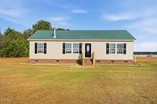 762 Share Cake Rd, Clinton, NC 28328 - Photo 2