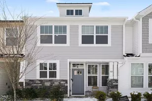 152 Channel Drop Dr, Clayton, NC 27520 - Photo 2