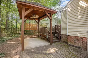 1437 Greenside Dr, Raleigh, NC 27609 - Photo 24