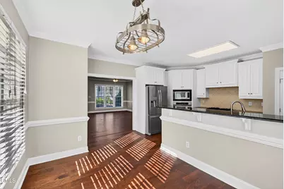 102 Madison Grove Place, Cary, NC 27519 - Photo 10