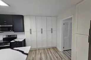 711 Kildaire Farm Rd, Cary, NC 27511 - Photo 20