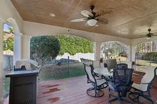 805 Cricketfield Ln, Cary, NC 27518 - Photo 28