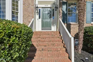805 Cricketfield Ln, Cary, NC 27518 - Photo 2
