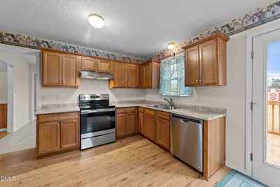 216 Bentwood Lane, Clayton, NC 27520 - Photo 10