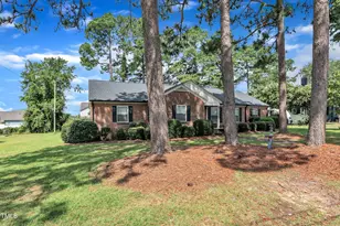 302 S Pine St, Benson, NC 27504 - Photo 4